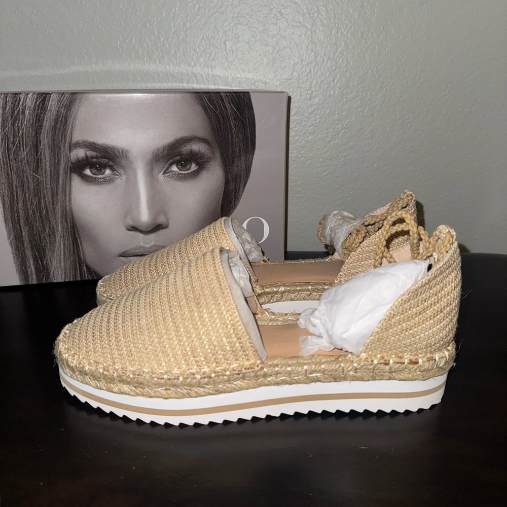 Jennifer Lopez Gold Espadrille Platform Slip Ons - Picture 4 of 12